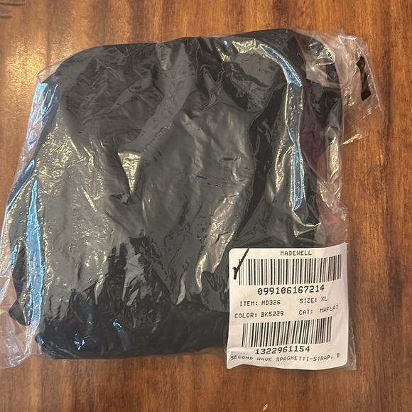 Madewell Second Wave Spaghetti Strap One Piece Swimsuit MD326 Black XL - Picture 7 of 7